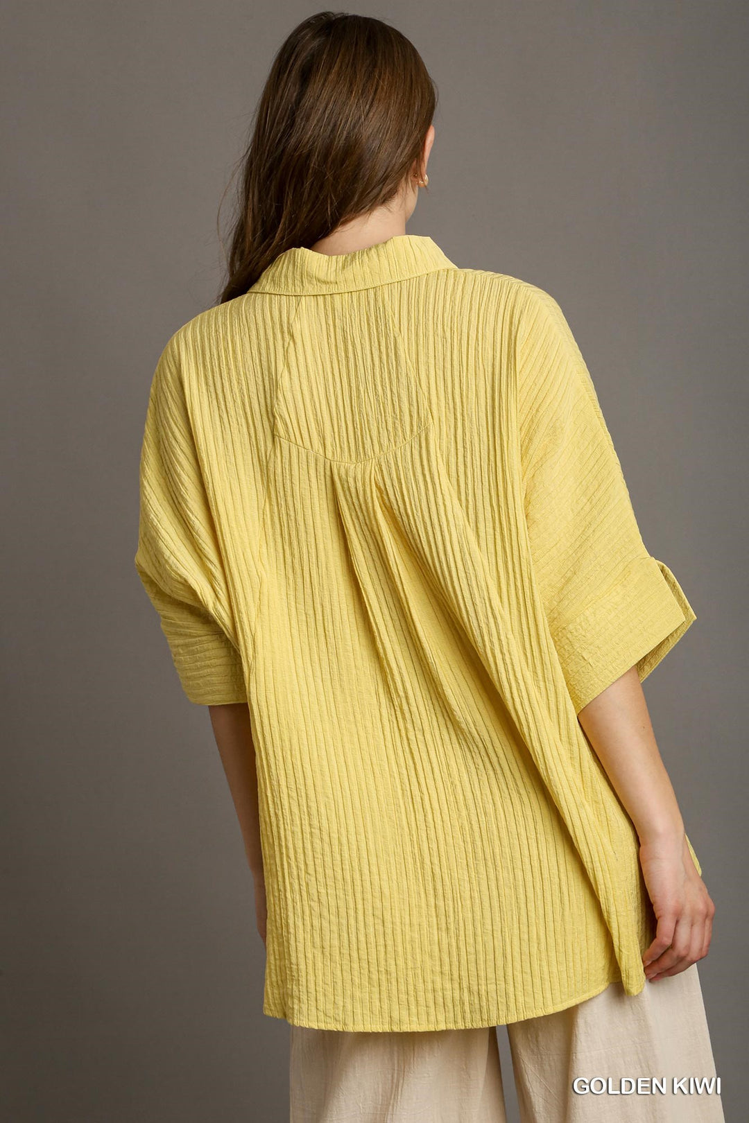 Just Thinking Pleated Short Sleeve Button Up Top in Kiwi