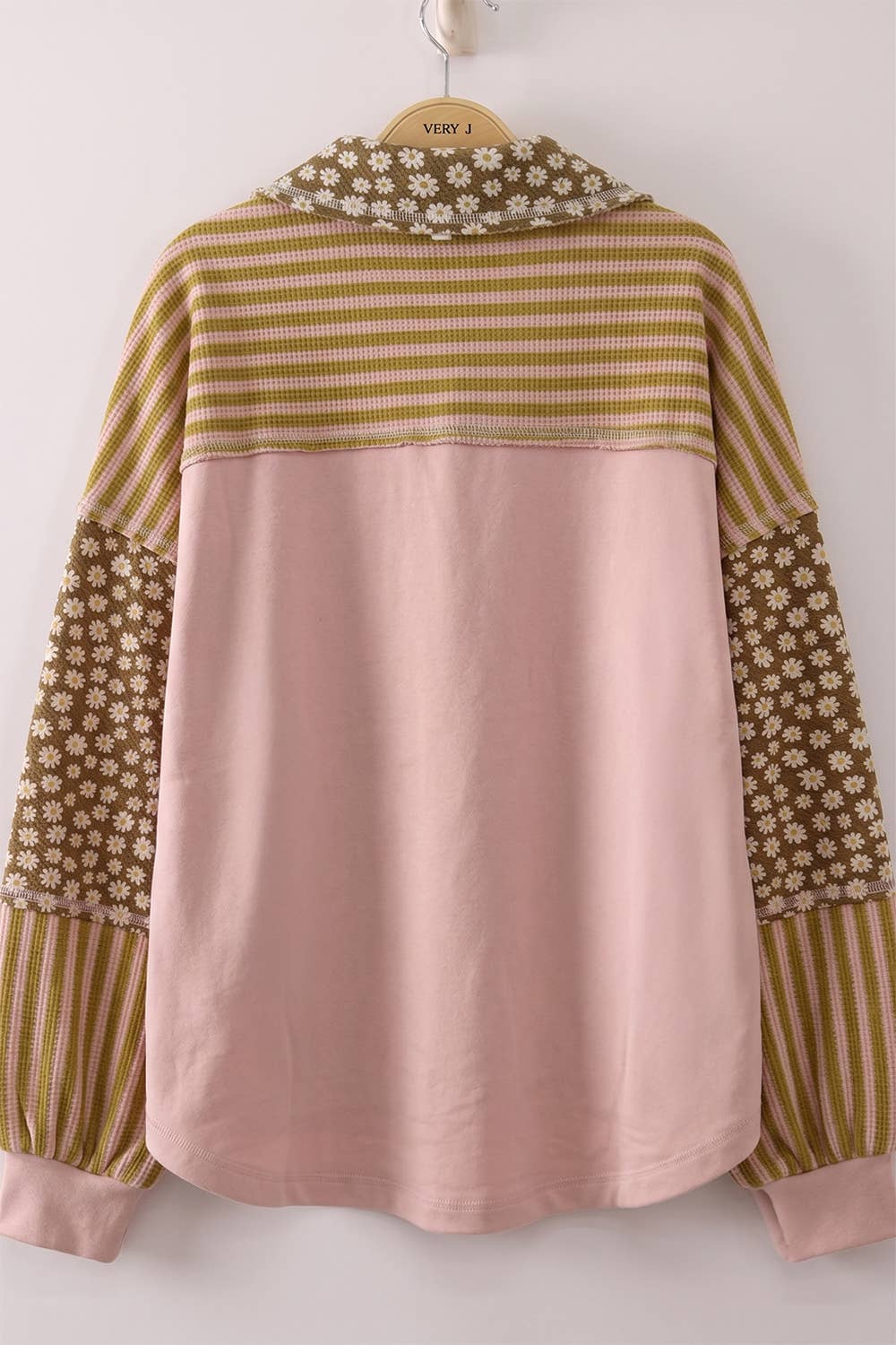 NT12889-Daisy Stripe Contrast Top