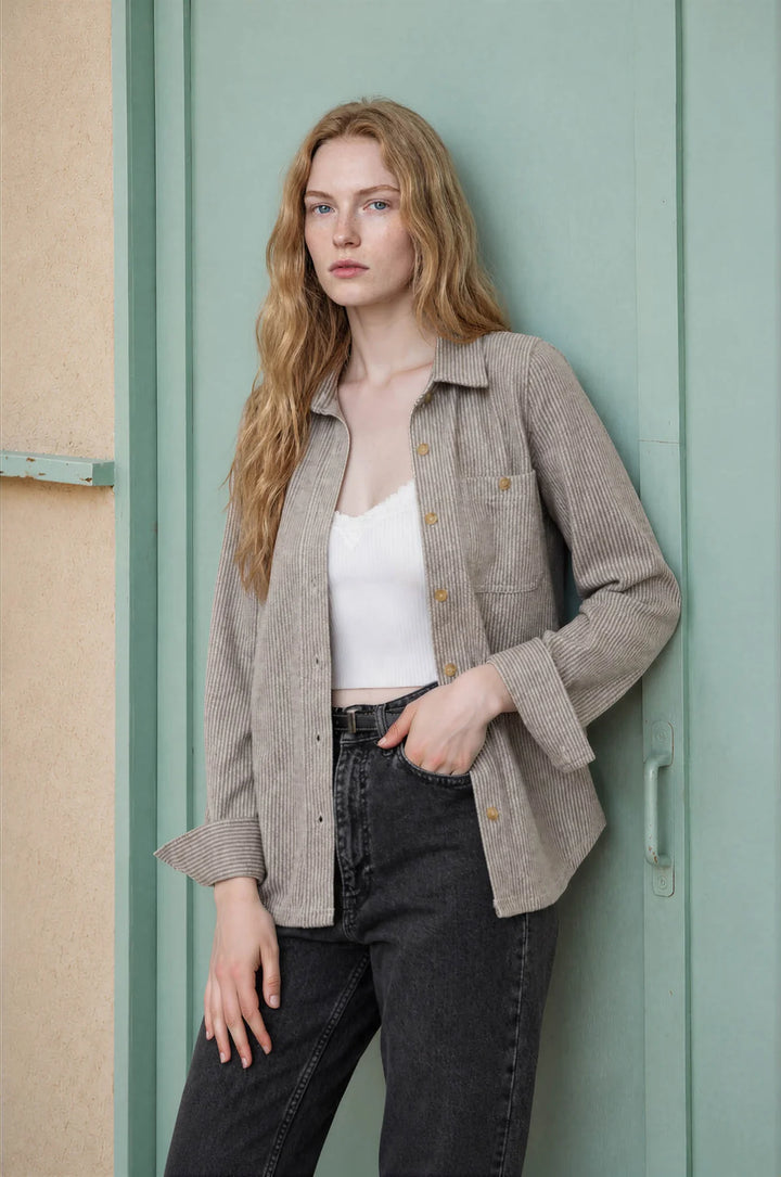 STRIPE COLLARED LONG SLEEVE BUTTON DOWN-BWN