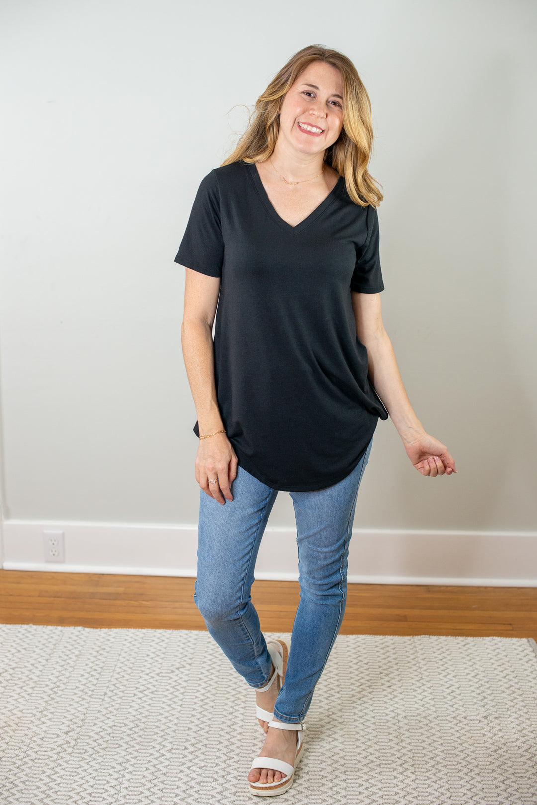 Tell Me More Short Sleeve V-Neck Tee in Black