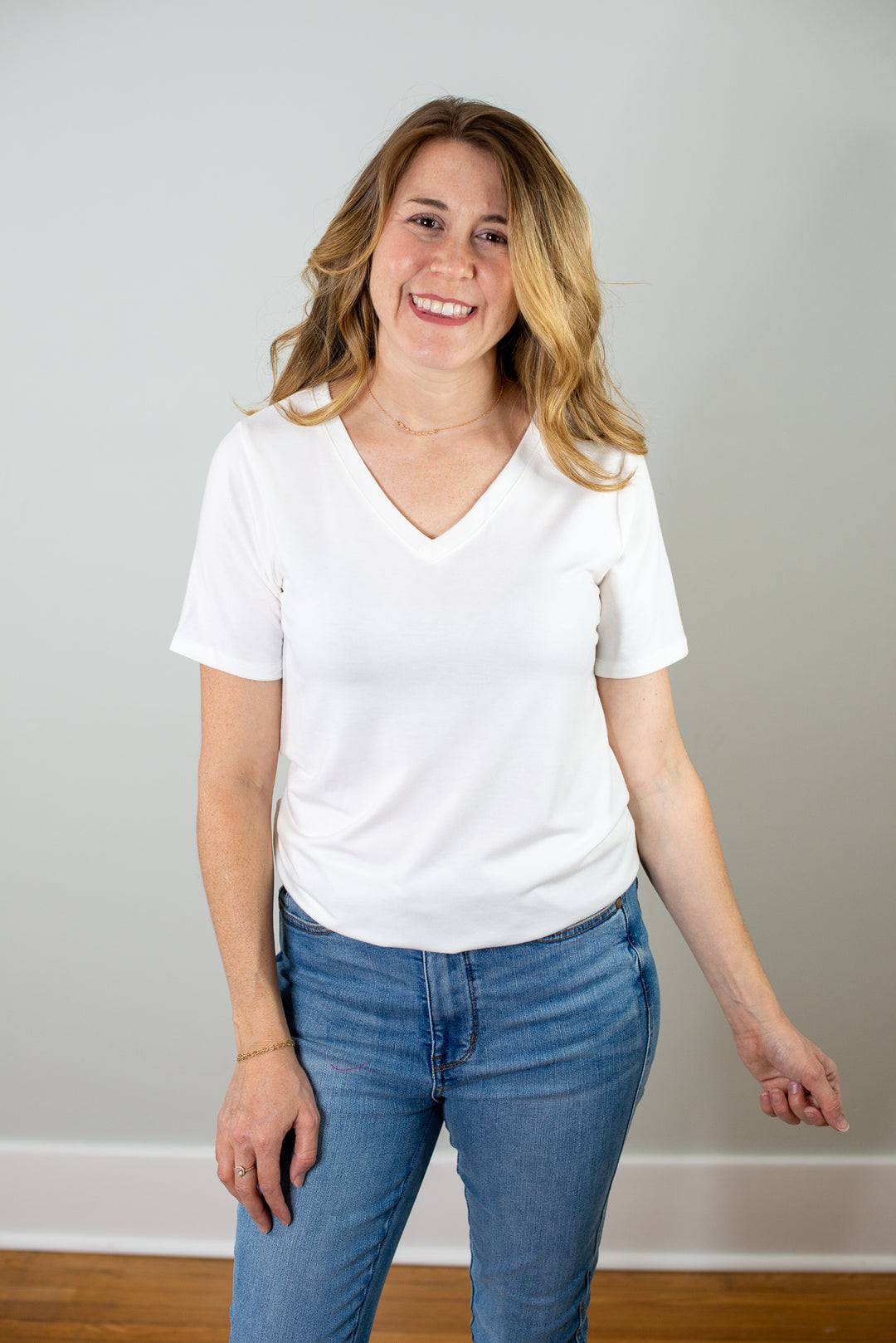 Tell Me More Short Sleeve V-Neck Tee in Ivory