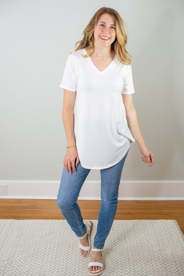 Tell Me More Short Sleeve V-Neck Tee in Ivory