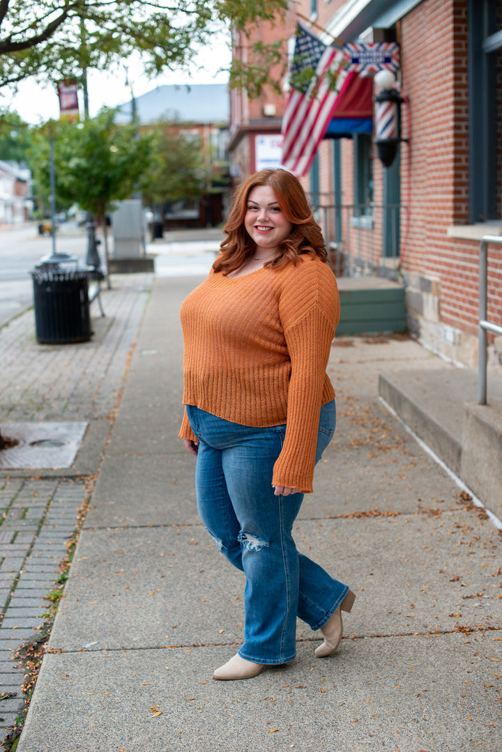 Scoop Neck Ribbed Knit Sweater in Rust