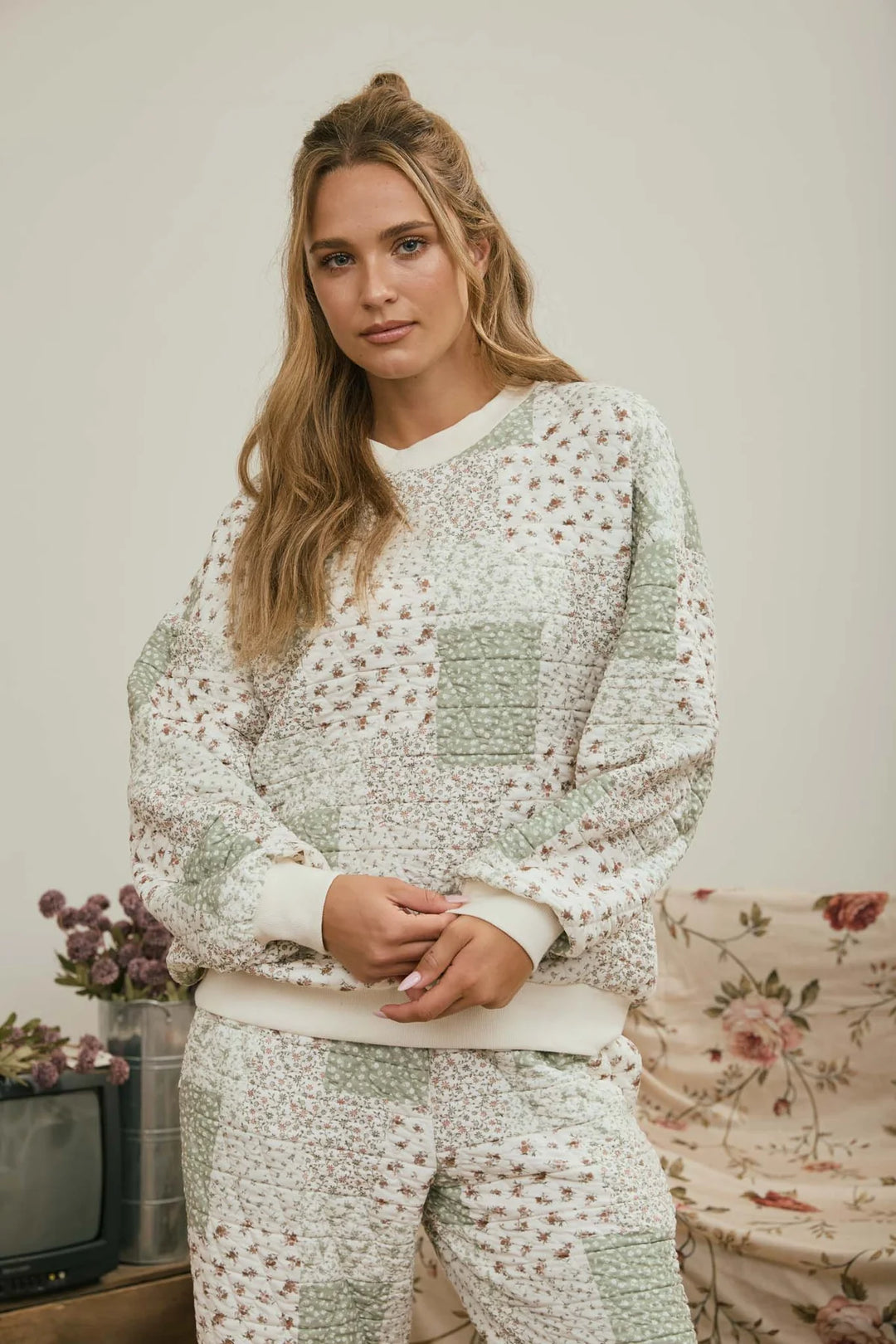 Good Idea Multi-Floral Patchwork Long Sleeve Knit Top