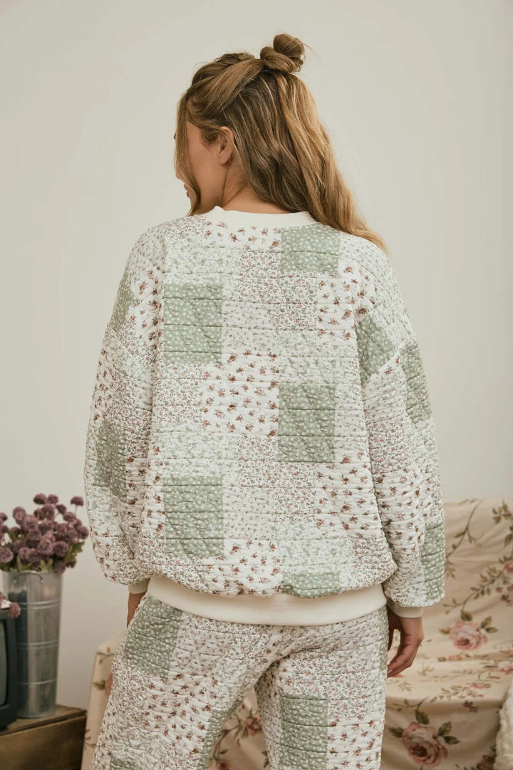 Good Idea Multi-Floral Patchwork Long Sleeve Knit Top