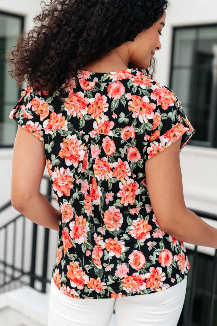 Lizzy Cap Sleeve Top in Black and Coral Floral