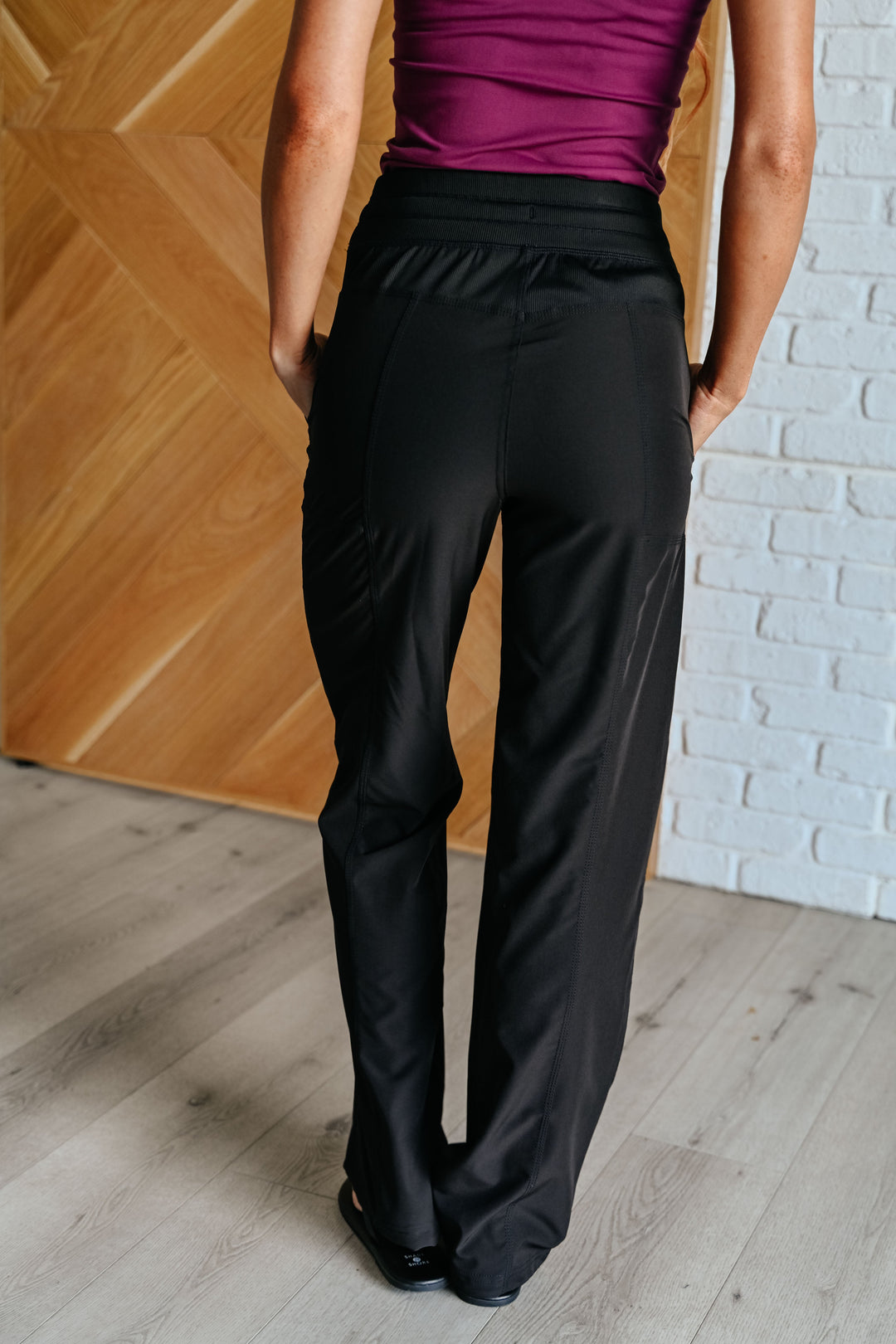 Runner's High Drawstring Joggers in Black --