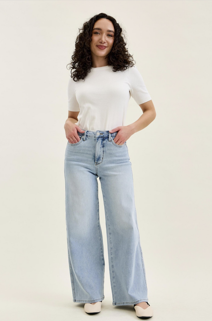 Lainey PETITE Tummy Control Retro Wide Jeans by Judy Blue