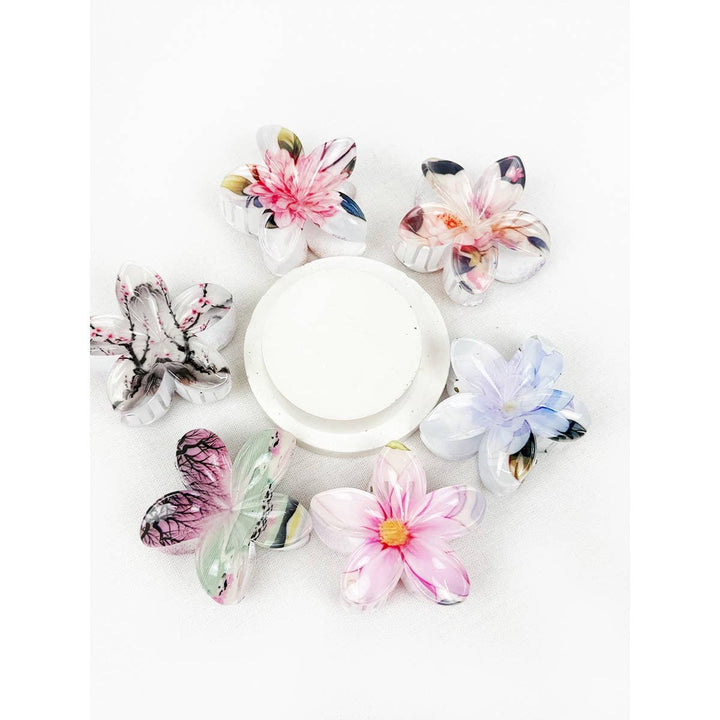 Floral Prints of Hawaiian Plumeria Hair Claw Clip