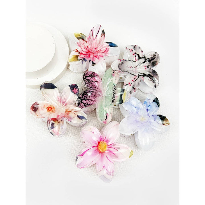 Floral Prints of Hawaiian Plumeria Hair Claw Clip