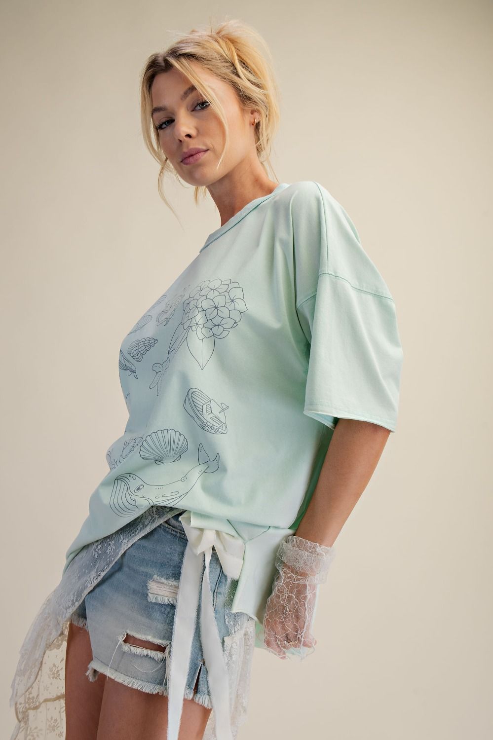 Summer at the Beach Seashell Oversized Tee in Mint
